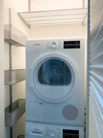 65 Lewis St PH602, Boston, MA 02128