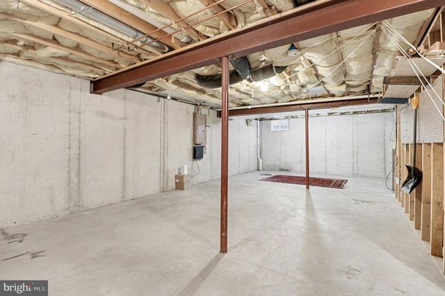 510 NORTHSTAR DR, Harrisburg, PA 17112