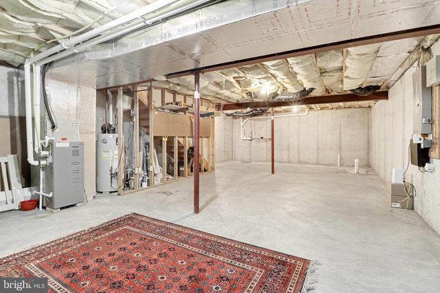 510 NORTHSTAR DR, Harrisburg, PA 17112