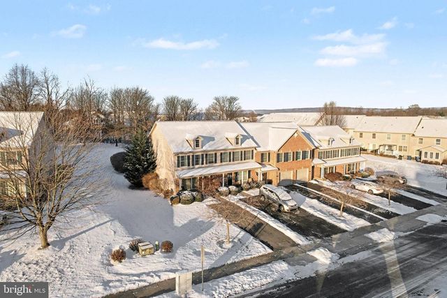 510 NORTHSTAR DR, Harrisburg, PA 17112