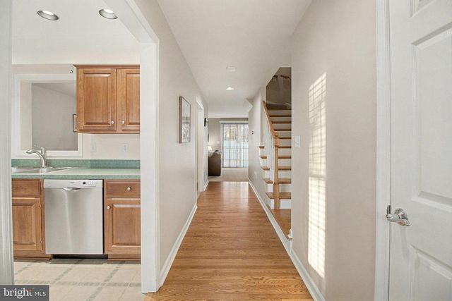 510 NORTHSTAR DR, Harrisburg, PA 17112