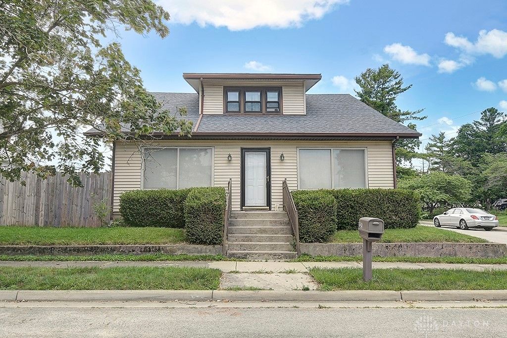 225 Ackton Street, Lewisburg, OH 45338