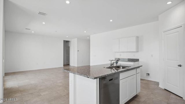 1591 E CURRIER Drive E, Casa Grande, AZ 85122