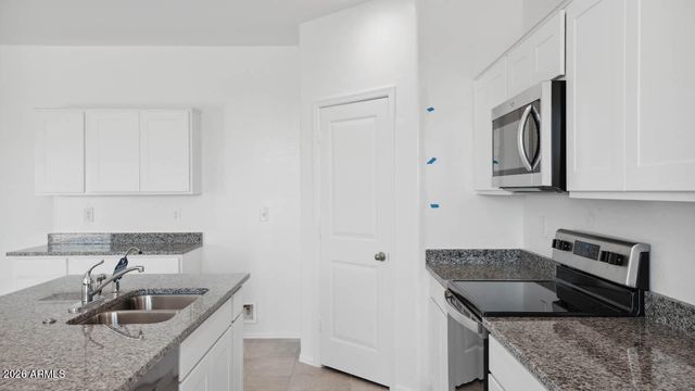 1591 E CURRIER Drive E, Casa Grande, AZ 85122