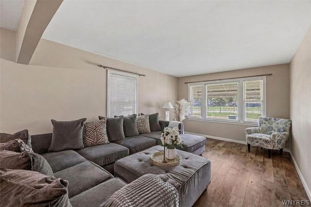 926 Morley Avenue, Niagara Falls, NY 14305