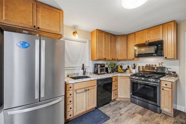 926 Morley Avenue, Niagara Falls, NY 14305