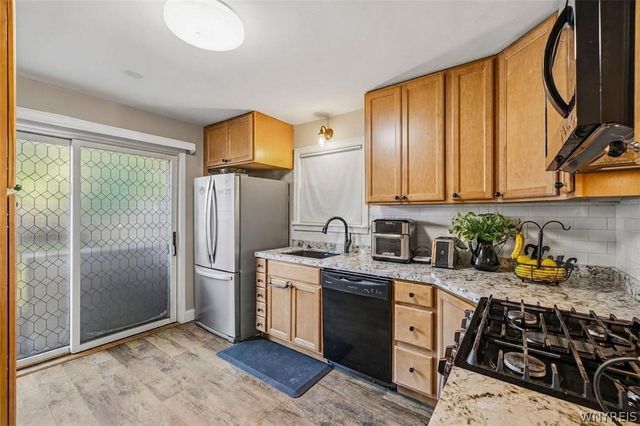 926 Morley Avenue, Niagara Falls, NY 14305