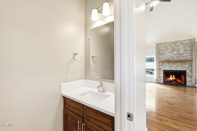 3901 Leaf Point, Kingsport, TN 37663
