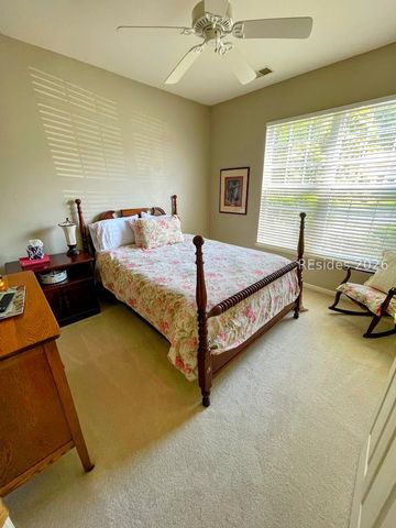8 Devant Dr E, Bluffton, SC 29909