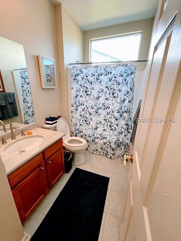 8 Devant Dr E, Bluffton, SC 29909