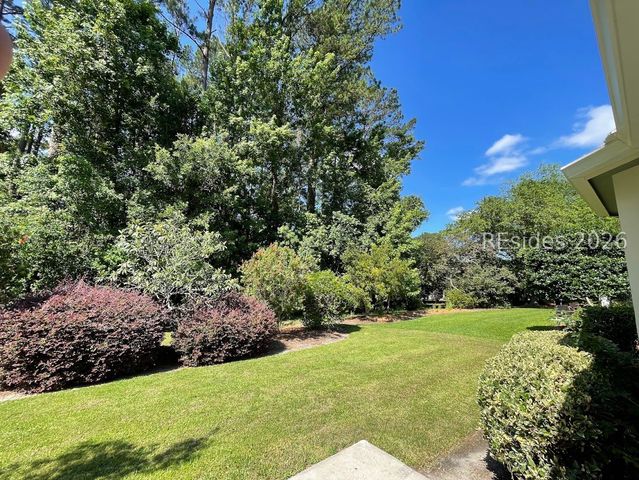 8 Devant Dr E, Bluffton, SC 29909