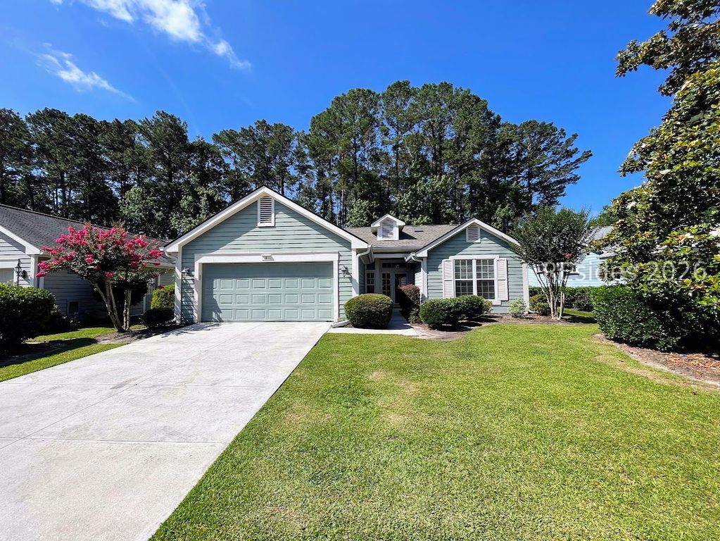 8 Devant Dr E, Bluffton, SC 29909