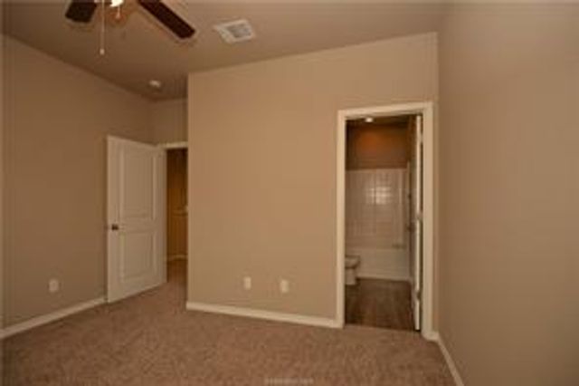 3435 Papa Bear Drive, College Station, TX 77845