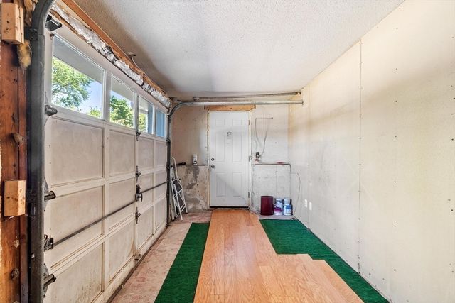 6 Wright Street, Peabody, MA 01960