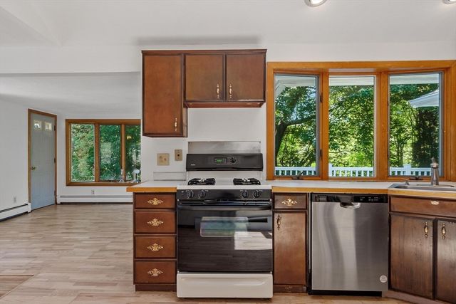 6 Wright Street, Peabody, MA 01960