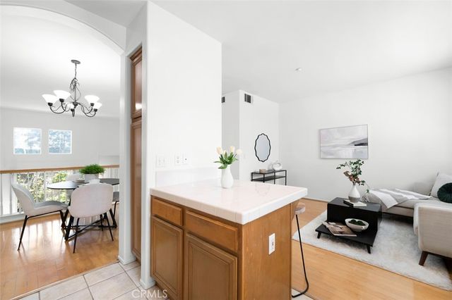 1002 Timberwood, Irvine, CA 92620