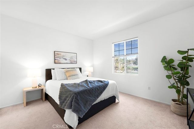 1002 Timberwood, Irvine, CA 92620
