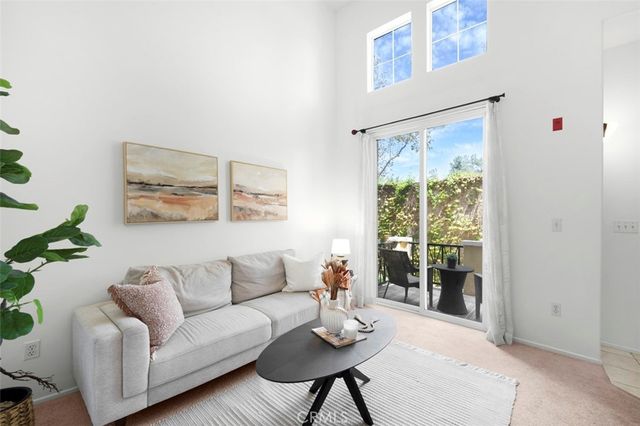 1002 Timberwood, Irvine, CA 92620