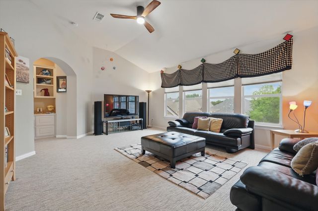 1728 E Branch Hollow Drive, Carrollton, TX 75007