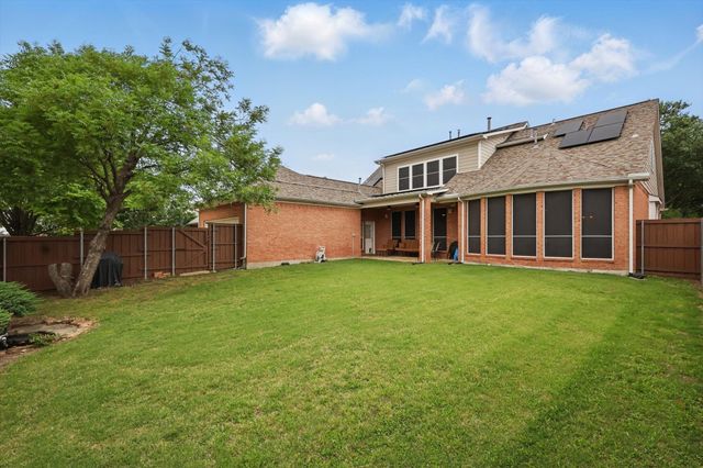 1728 E Branch Hollow Drive, Carrollton, TX 75007