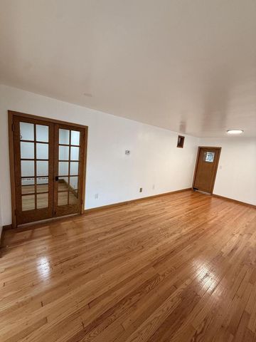 3132 S 19th STREET, Milwaukee, WI 53215