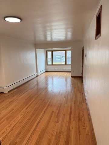 3132 S 19th STREET, Milwaukee, WI 53215