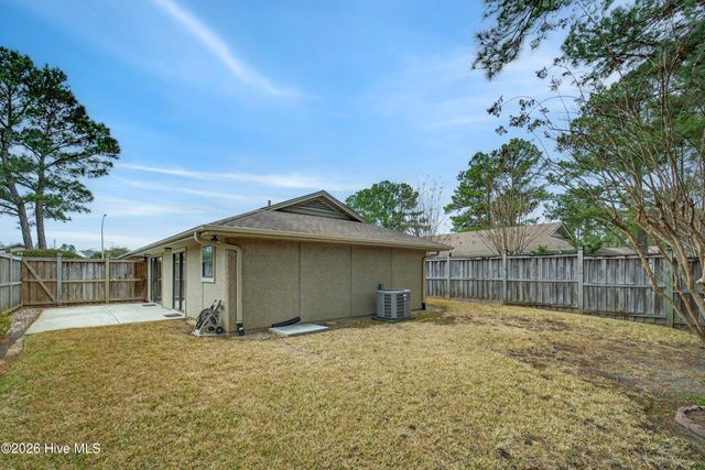 317 Halyard Court, Wilmington, NC 28405