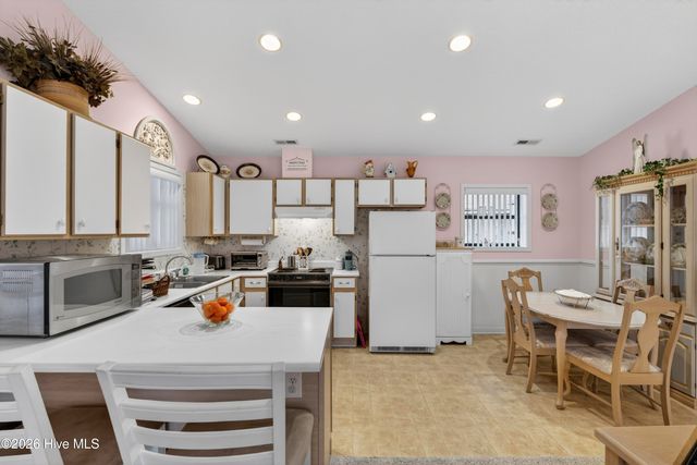 317 Halyard Court, Wilmington, NC 28405