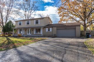 25315 Lyncastle Street, Farmington Hills, MI 48336