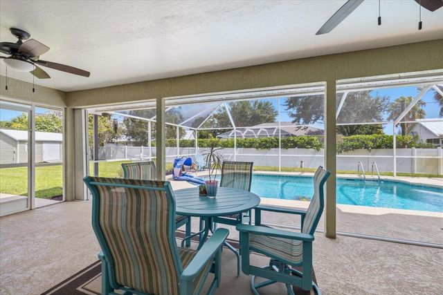 487 Bywood Avenue, Sebastian, FL 32958