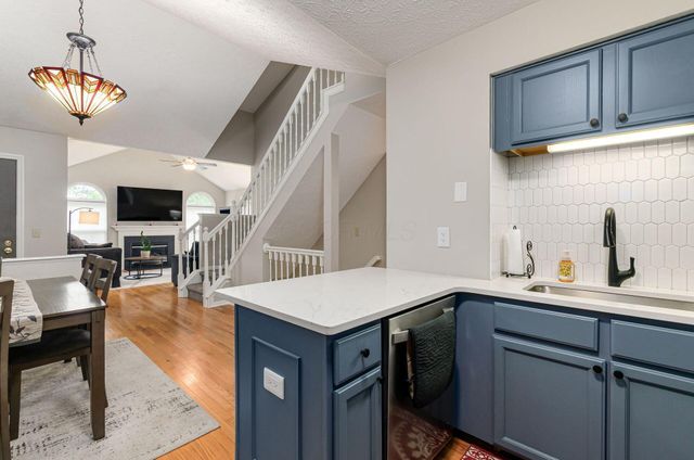 5940 Glen Village Drive, Dublin, OH 43016