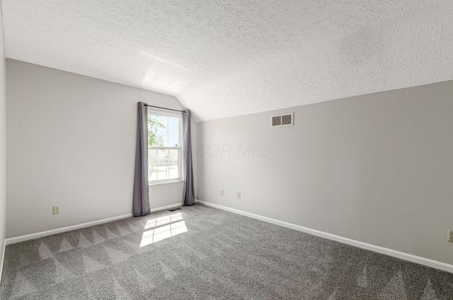 5940 Glen Village Drive, Dublin, OH 43016