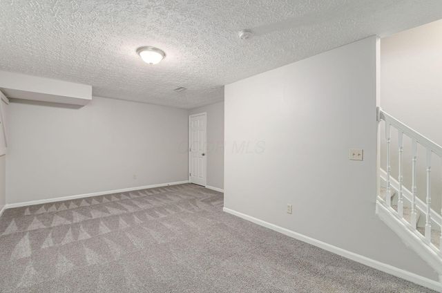 5940 Glen Village Drive, Dublin, OH 43016