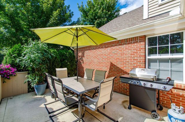 5940 Glen Village Drive, Dublin, OH 43016