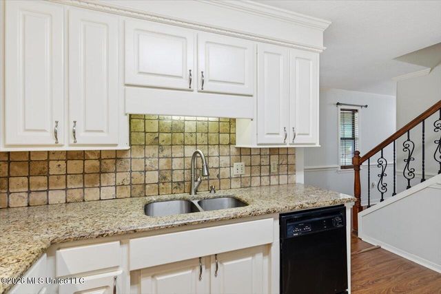 210 Magnolia Trail, Brandon, MS 39047