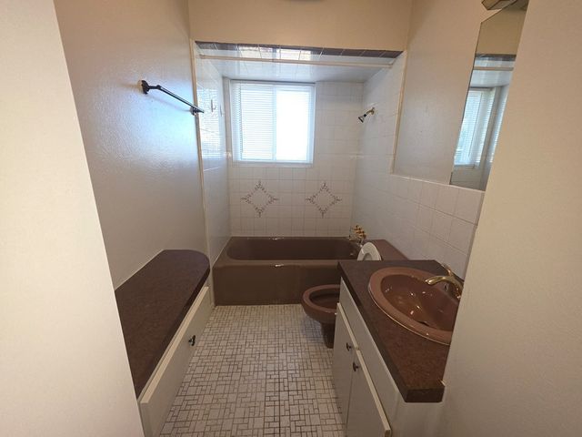 4610 Storey Ave, Midland, TX 79703