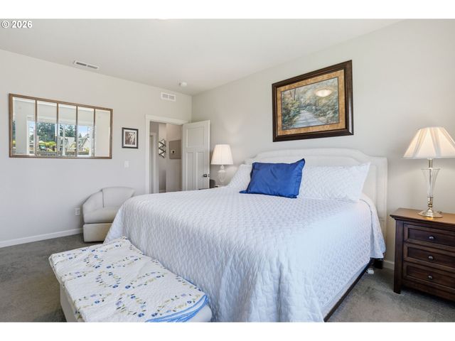 183 Ne 19TH Ave, Canby, OR 97013