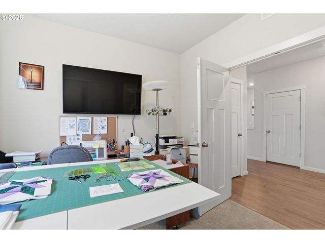 183 Ne 19TH Ave, Canby, OR 97013