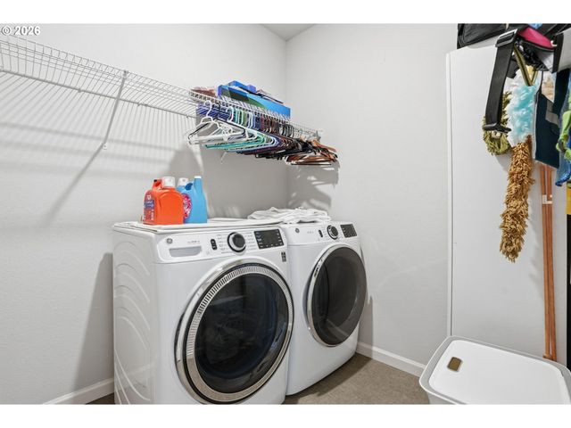 183 Ne 19TH Ave, Canby, OR 97013