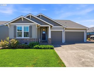 183 Ne 19TH Ave, Canby, OR 97013