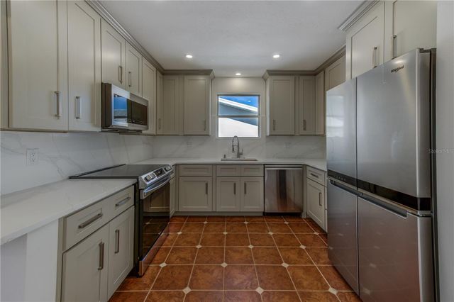 16245 GULF BOULEVARD, Redington Beach, FL 33708