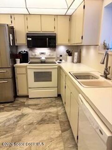 1125 Jimmy Buffett Memorial Highway 402, Satellite Beach, FL 32937