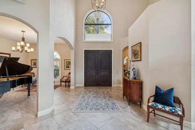 2906 W HAWTHORNE ROAD, Tampa, FL 33611