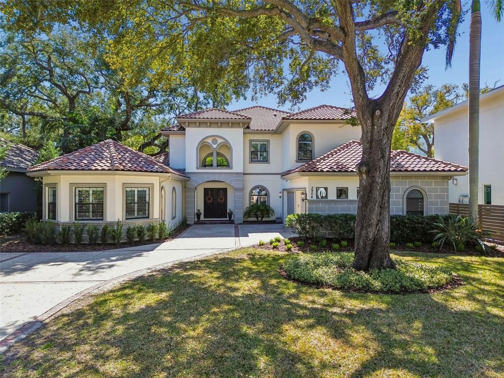 2906 W HAWTHORNE ROAD, Tampa, FL 33611