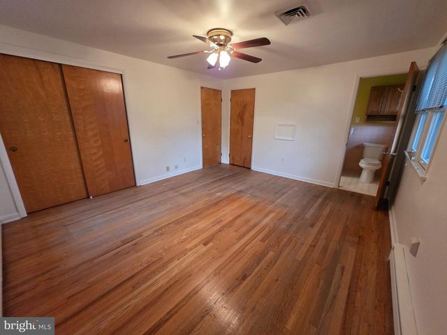 11 W SHORE DR, Camp Hill, PA 17011