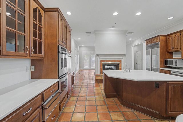 8704 WINDRUSH DR, Memphis, TN 38125