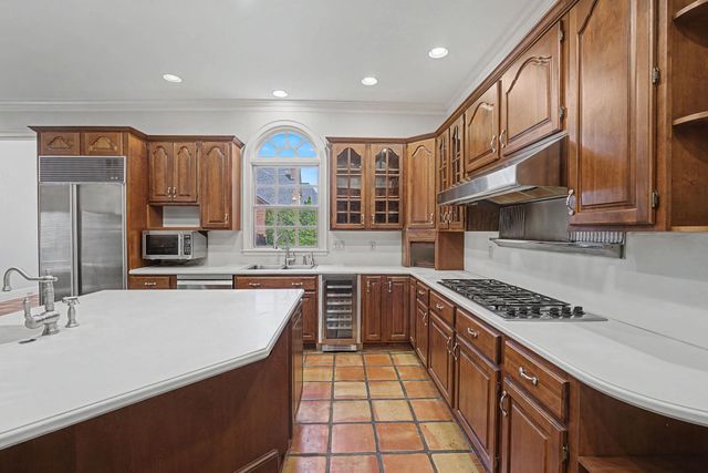 8704 WINDRUSH DR, Memphis, TN 38125