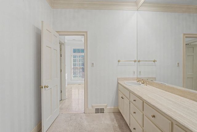 8704 WINDRUSH DR, Memphis, TN 38125