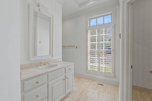 8704 WINDRUSH DR, Memphis, TN 38125