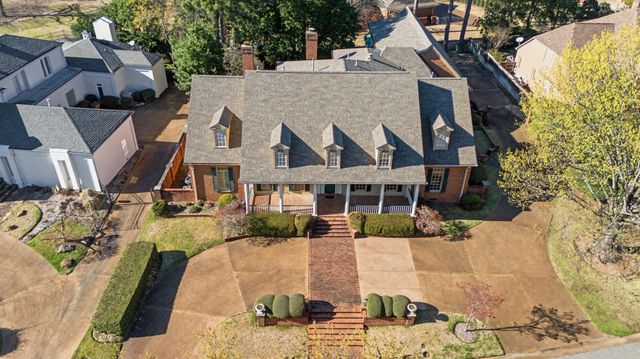 8704 WINDRUSH DR, Memphis, TN 38125